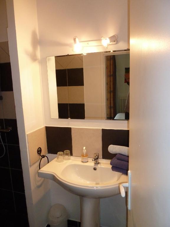 Le Vieux Vauvert Bed and Breakfast Rochecorbon Δωμάτιο φωτογραφία