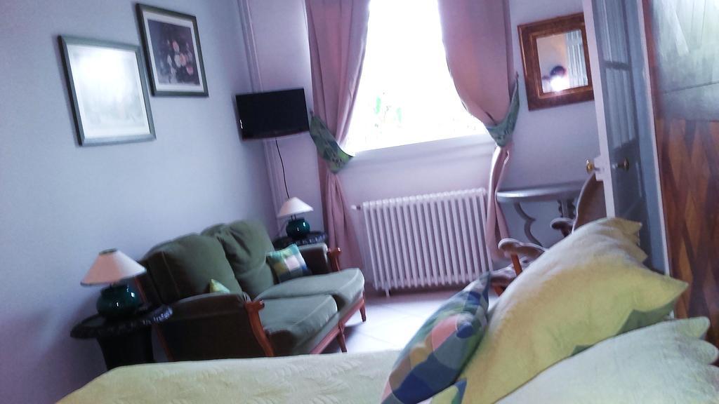 Le Vieux Vauvert Bed and Breakfast Rochecorbon Εξωτερικό φωτογραφία