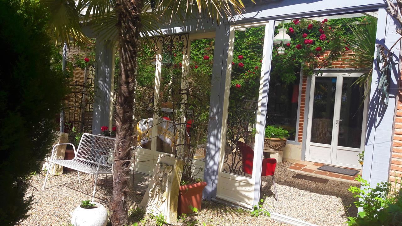 Le Vieux Vauvert Bed and Breakfast Rochecorbon Εξωτερικό φωτογραφία
