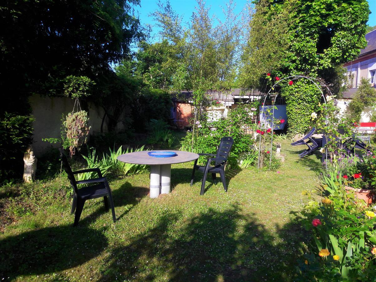 Le Vieux Vauvert Bed and Breakfast Rochecorbon Εξωτερικό φωτογραφία